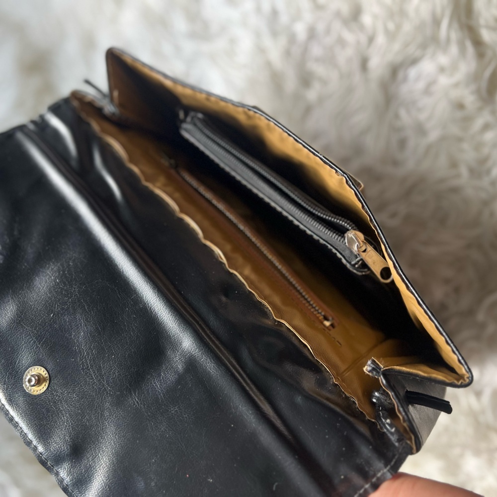 VTG ROME LEATHER CLUTCH - Picture 2 of 5